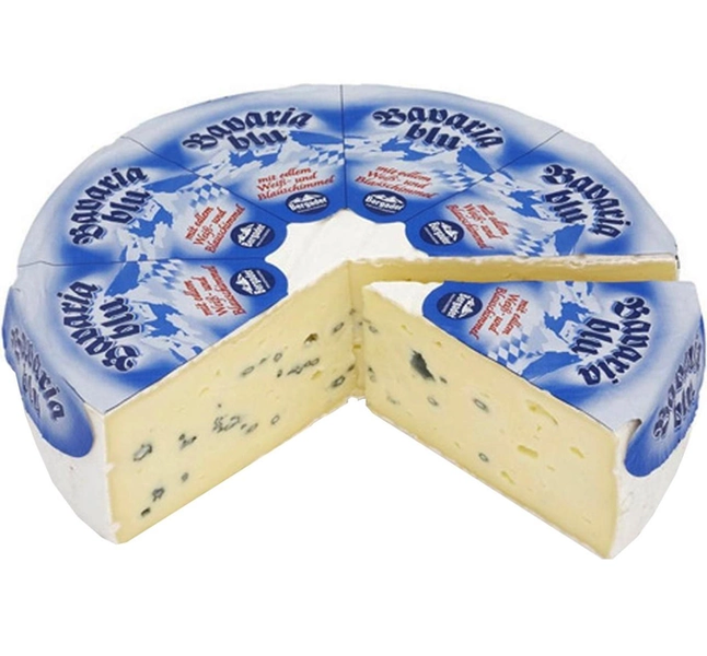 Сыр Бергадер Бавария Блю Bergader Bavaria Blu с плесенью 50% (Германия), вес ~ 1,2 кг  995024555 фото