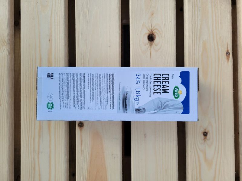 Крем-сир Арла Буко брус Arla Buko 70% 1,8 кг 835382806 фото